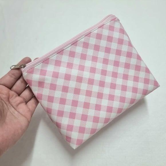 Necessaire Básica - Xadrez Rosa