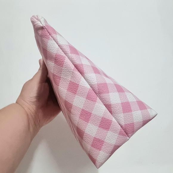 Necessaire Básica - Xadrez Rosa