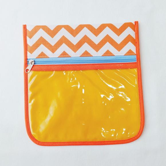 Porta Kit de Higiene - Chevron Laranja