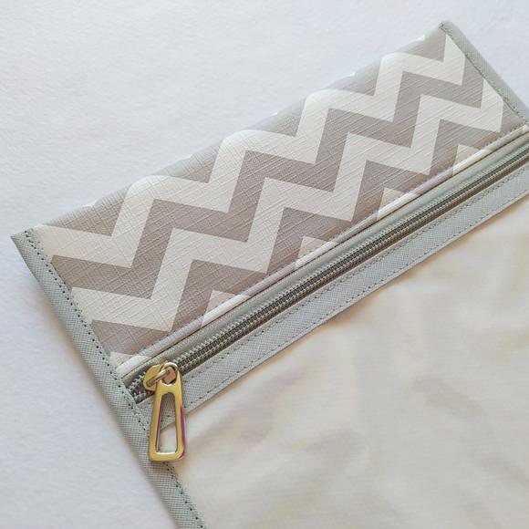 Porta Kit de Higiene - Chevron Cinza