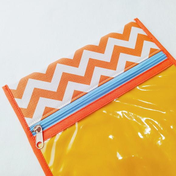 Porta Kit de Higiene - Chevron Laranja