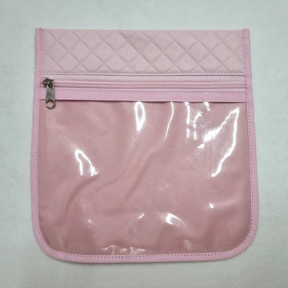 Porta Kit de Higiene - Matelassê Dijon Rosa Bebê
