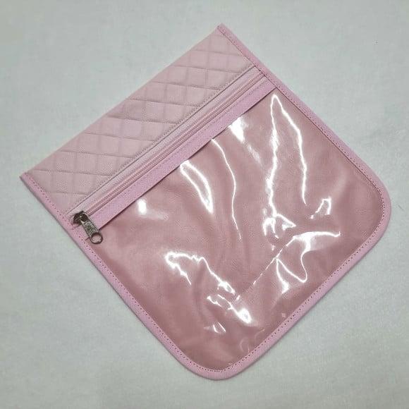 Porta Kit de Higiene - Matelassê Dijon Rosa Bebê