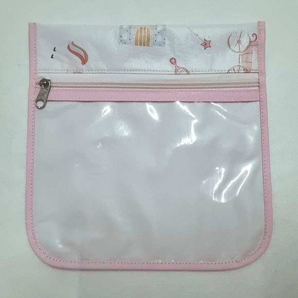 Porta Kit de Higiene - Princesas e Castelo