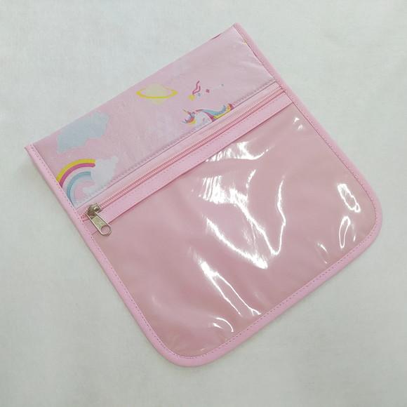 Porta Kit de Higiene - Unicórnio Arco-íris