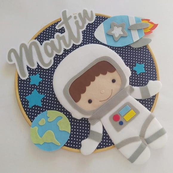 Quadro Bastidor Porta de Maternidade Astronauta Martin