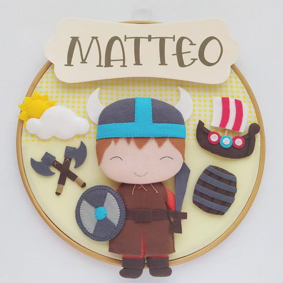 Quadro Porta de Maternidade de Feltro Viking Matteo