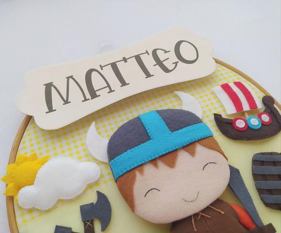 Quadro Porta de Maternidade de Feltro Viking Matteo