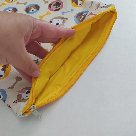 Saco Impermeável para Roupas 28x40 com Zíper - Cachorrinhos