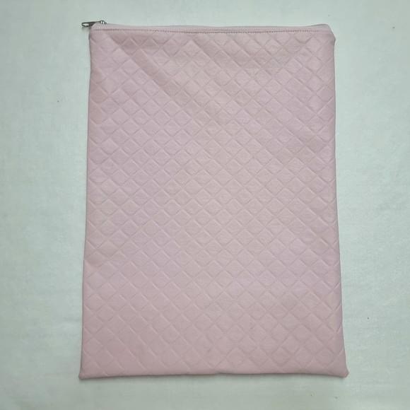 Saco Impermeável para Roupas 28x40 com Zíper - Rosa Bebê