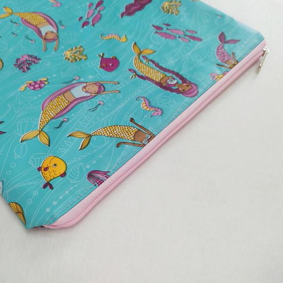 Saco Impermeável para Roupas 28x40 com Zíper - Sereias
