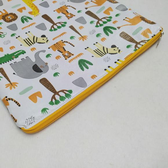 Saco Impermeável para Roupas com Zíper - Safari ou Selva