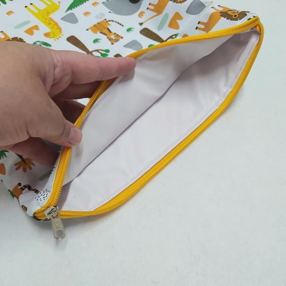 Saco Impermeável para Roupas com Zíper - Safari ou Selva