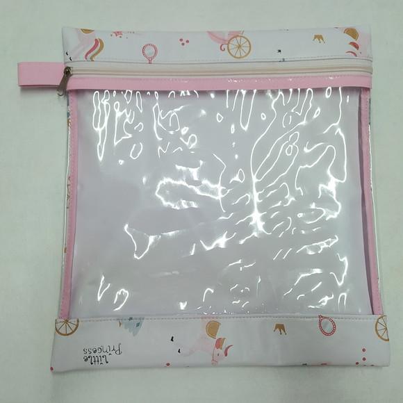 Saquinho Organizador Roupa Limpa - Princesa e Castelo