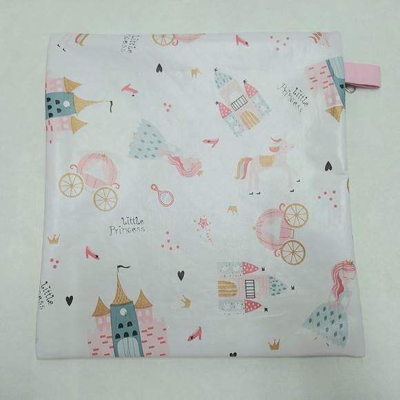 Saquinho Organizador Roupa Limpa - Princesa e Castelo