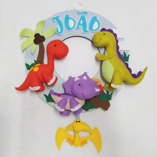 Guirlanda Porta Maternidade Dinossauros de Feltro - João