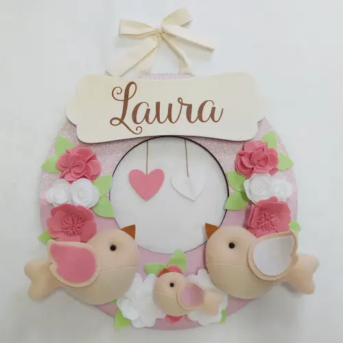 Guirlanda Passarinhos de Feltro Branco e Rosa - Laura