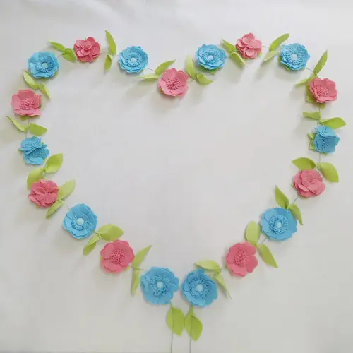 Varal ou Cordão de Flores de Feltro - Azul e Rosa