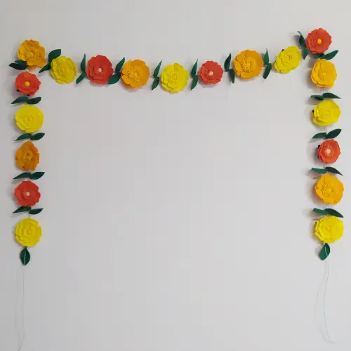 Varal ou Cordão de Flores de Feltro - Laranja e Amarelos