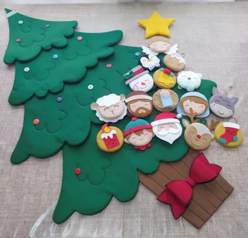 Árvore de Natal de Feltro Montessori Interativa - Tam. G