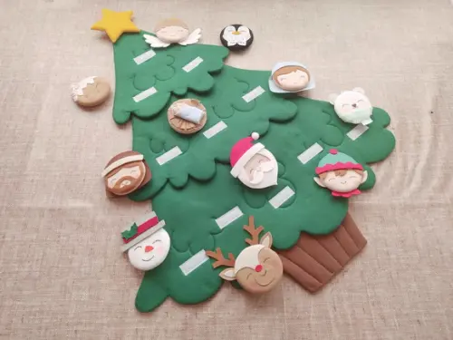 Árvore de Natal Montessori de Feltro com Velcro - Tam m