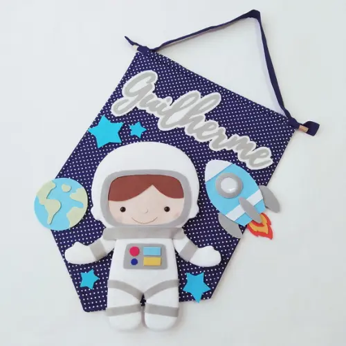 Flâmula + Móbile Musical Astronautas, Foguetes e Planetas - Gui