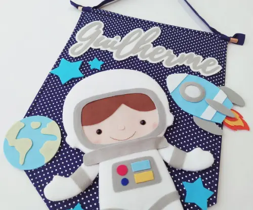 Flâmula Porta Maternidade Astronauta no Espaço - Guilherme
