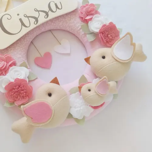 Guirlanda Passarinhos de Feltro Branco e Rosa - Cissa
