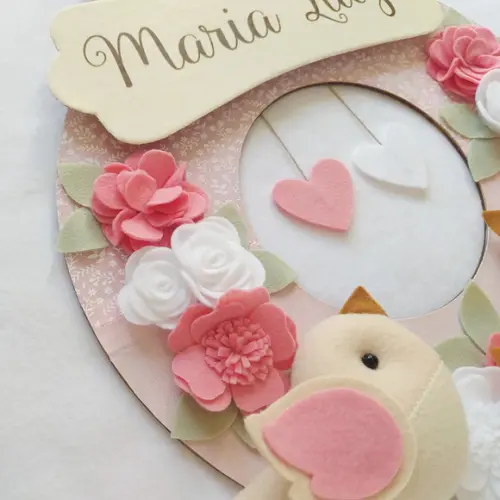 Guirlanda Passarinhos de Feltro Branco e Rosa - Maria Luiza