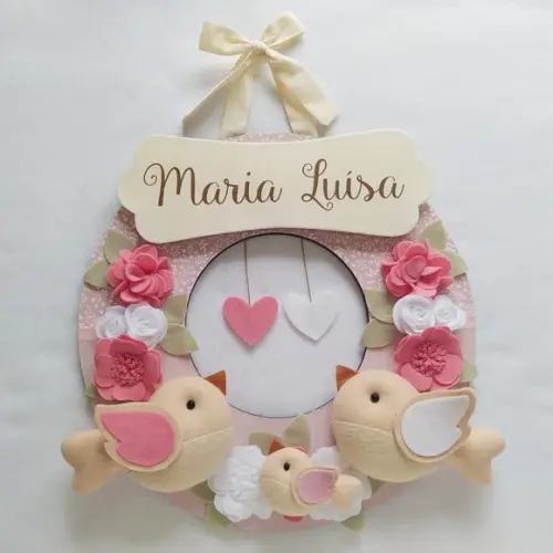 Guirlanda Passarinhos de Feltro Branco e Rosa Maria Luisa