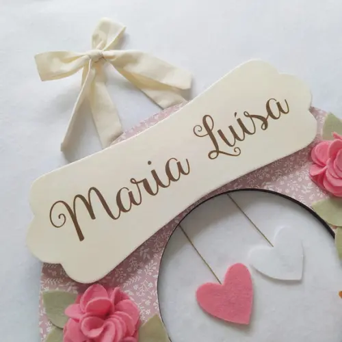 Guirlanda Passarinhos de Feltro Branco e Rosa Maria Luisa