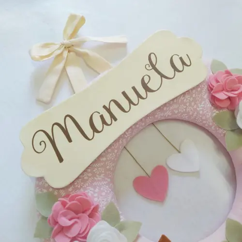 Guirlanda Passarinhos de Feltro Branco e Rosa Manuela