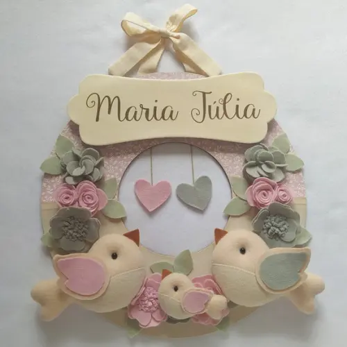 Guirlanda Passarinhos de Feltro Cinza e Rosa - Maria Júlia