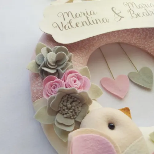 Guirlanda Passarinhos de Feltro Cinza e Rosa - Marias Gêmeas