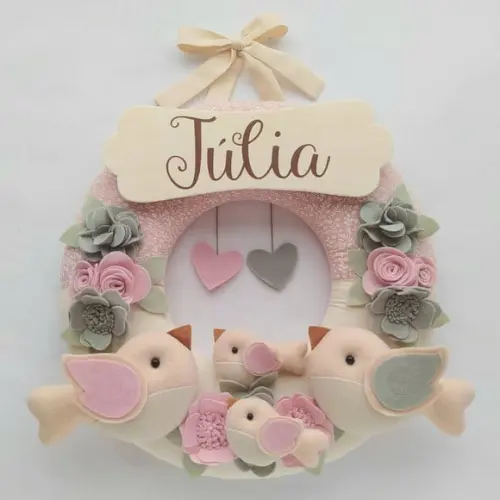 Guirlanda Passarinhos de Feltro Cinza e Rosa Júlia