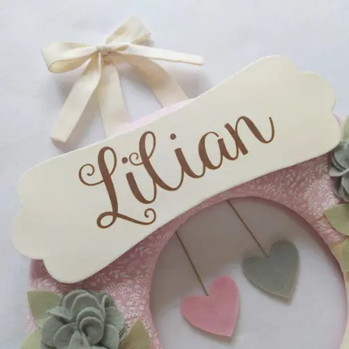 Guirlanda Passarinhos de Feltro Cinza e Rosa Lilian