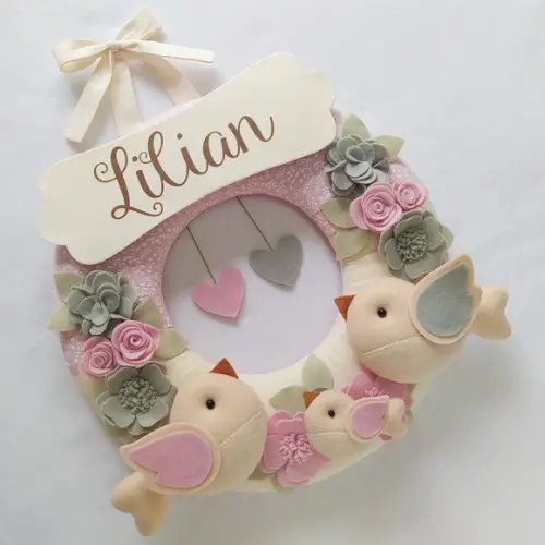 Guirlanda Passarinhos de Feltro Cinza e Rosa Lilian