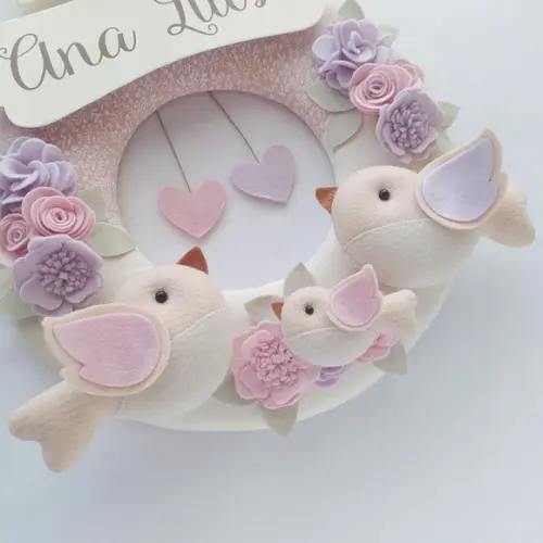Guirlanda Passarinhos de Feltro Lilás e Rosa - Ana Luísa