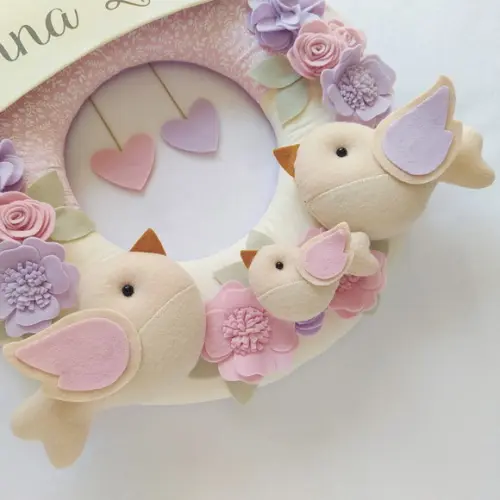 Guirlanda Passarinhos de Feltro Lilás e Rosa Anna Laura