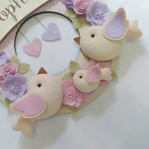 Guirlanda Passarinhos de Feltro Lilás e Rosa Sophia