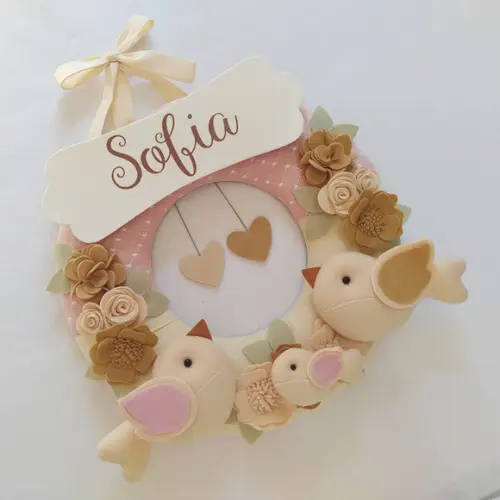 Guirlanda Passarinhos de Feltro Maternidade Nude - Sofia