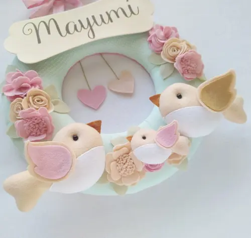 Guirlanda Passarinhos de Feltro Verde e Rosa - Mayumi