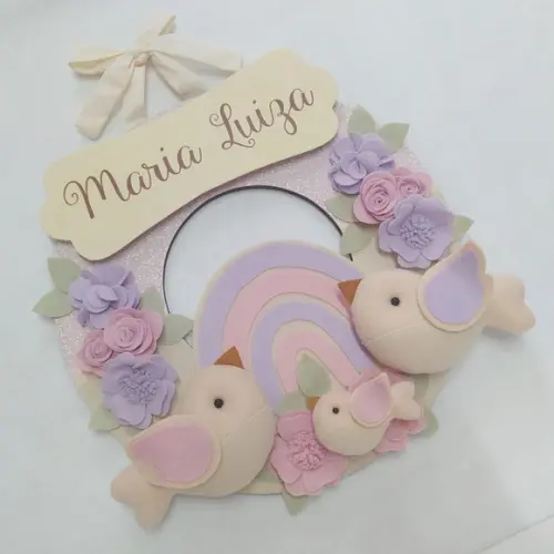 Guirlanda Passarinhos Lilás e Rosa Bebê Arco-íris - Maria Luiz