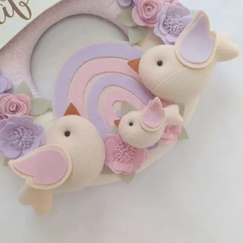 Guirlanda Passarinhos Lilás e Rosa Bebê Arco-íris- Rafaela