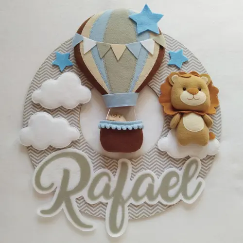 Guirlanda Porta de Maternidade Balão, Nuvens e Leão - Rafael