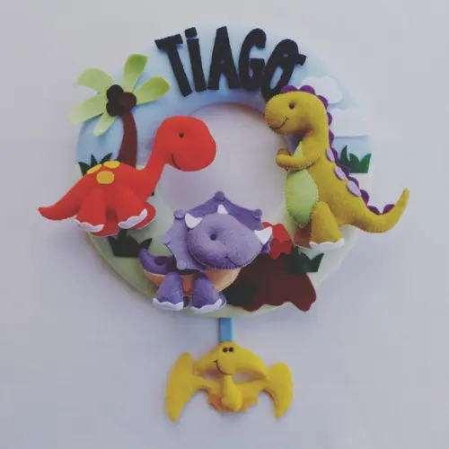 Guirlanda Porta de Maternidade Dinossauros de Feltro - Tiago