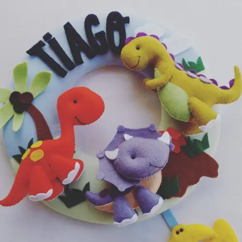 Guirlanda Porta de Maternidade Dinossauros de Feltro - Tiago
