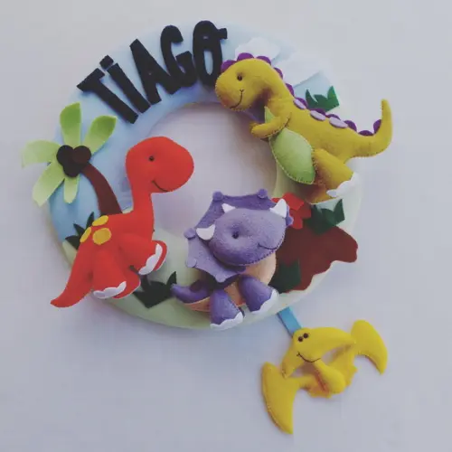 Guirlanda Porta de Maternidade Dinossauros de Feltro - Tiago