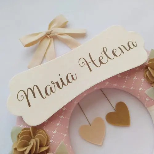 Guirlanda Porta de Maternidade Passarinhos Nude Maria Helena