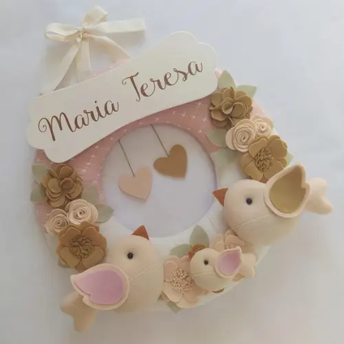 Guirlanda Porta de Maternidade Passarinhos Nude Maria Teresa